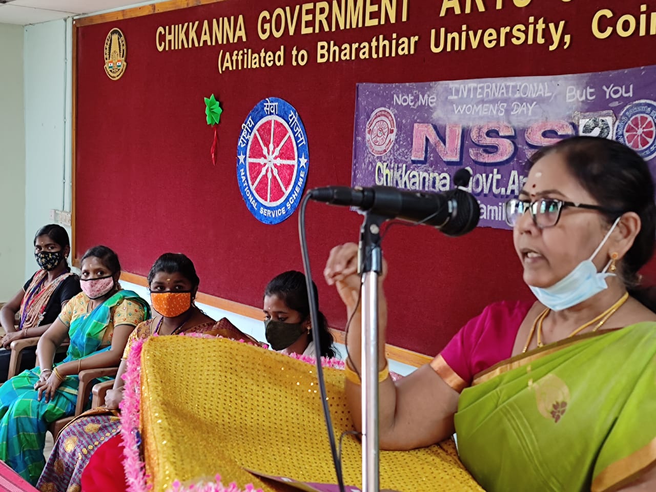 CHIKKANNA GOVERNMENT ARTS COLLEGE TIRUPPUR - nss GALLERY